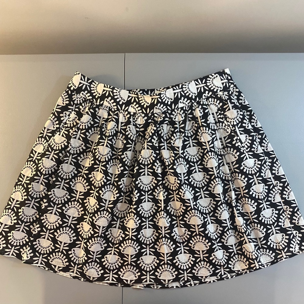 Cynthia Rowley Womens 10 Black White Floral Medallion Cotton A-Line Mini Skirt